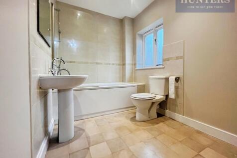 pbox-bathroom-333308.jpg