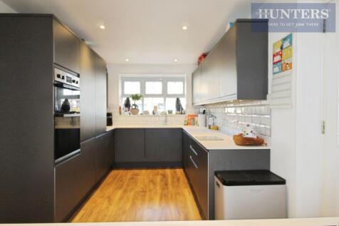 pbox-kitchen-335724.JPG