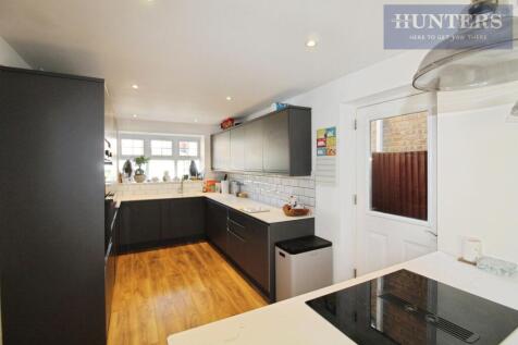 pbox-kitchen-335724.JPG