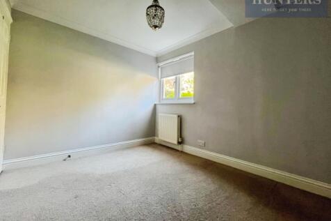 pbox-bedroom-344741.jpg