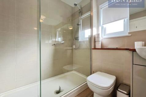 pbox-bathroom-344741.jpg