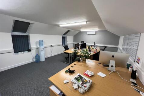 1st flr office.jpg