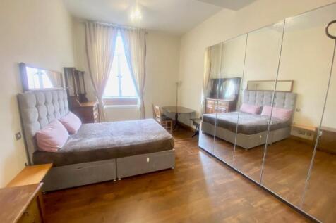 Bedroom.jpg