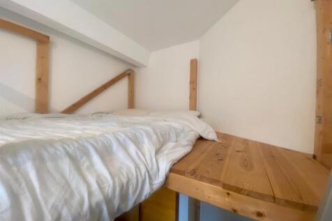Bedroom 2 2.jpg