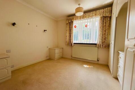 Bedroom 1 Front