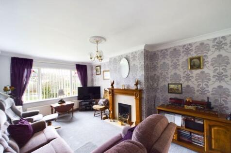 Living Room pic 1