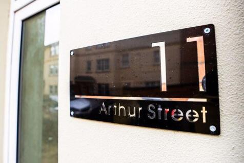 Arthur Street Sign