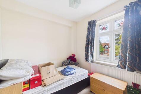 Bedroom/study
