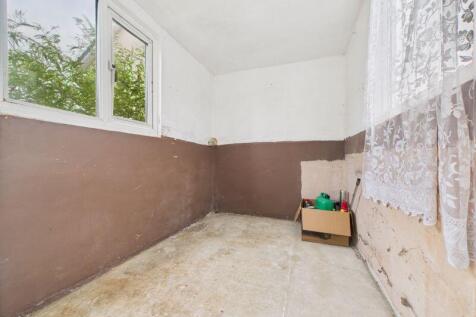 outbuilding