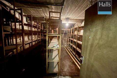 Basement3.JPEG