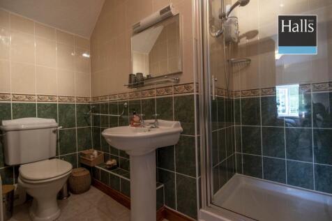 Ensuite.jpg