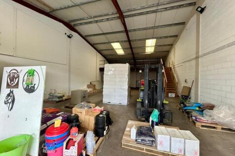 WhatsApp Image 20250915 at 121006_7c3ab1f5.jpg