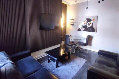 46 saxony lounge