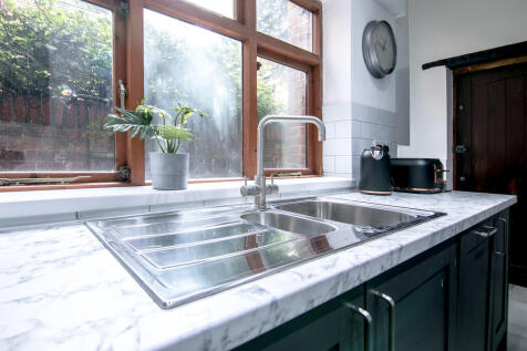 10 Cromwell St (1...