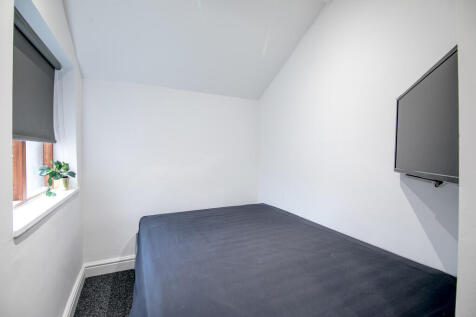 10 Cromwell St (2...