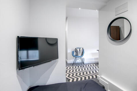 10 Cromwell St (2...