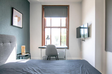 10 Cromwell St (2...