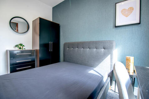 10 Cromwell St (3...