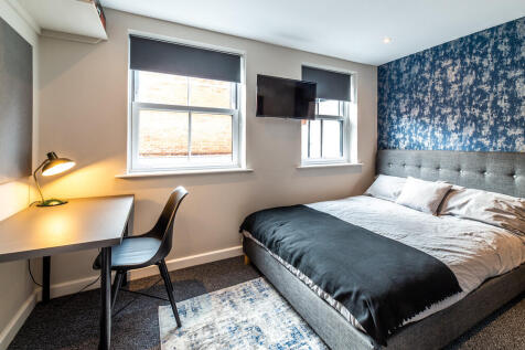 The Maze apt 5-00...