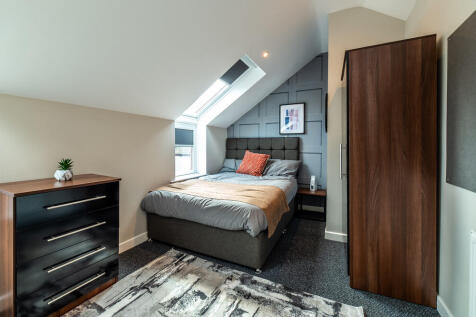 The Maze apt 8-00...