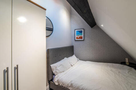 Canning Place B31...