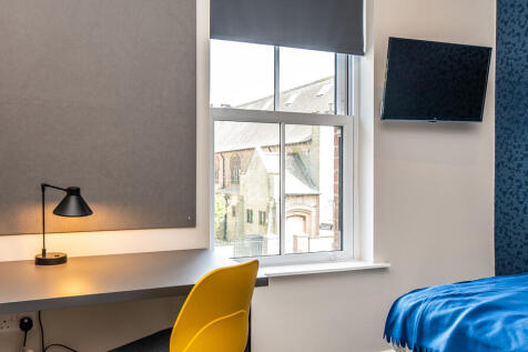 The Maze apt 6-00...