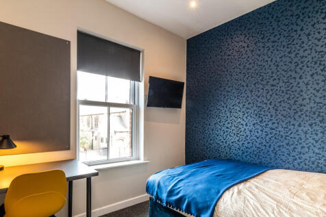 The Maze apt 6-00...