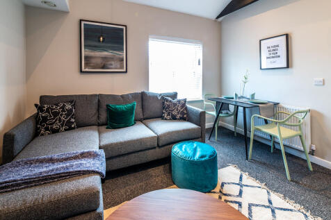 The Maze apt 7-00...