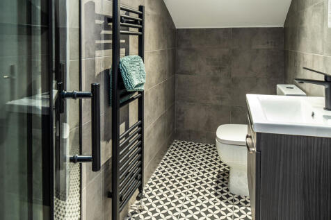 The Maze apt 7-01...