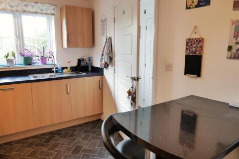 KITCHEN BREAKFAST ROOM