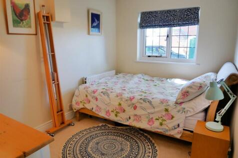 ANNEX BEDROOM