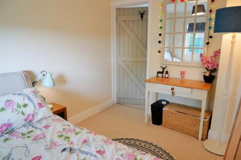 ANNEX BEDROOM