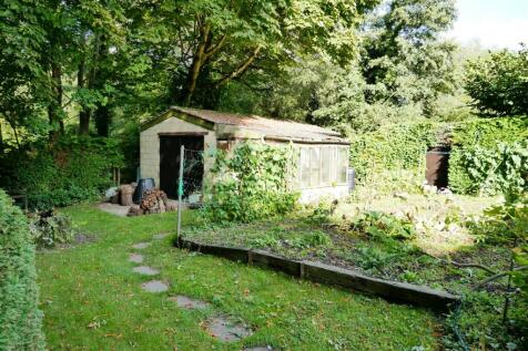 REAR AND SIDE GARDENS