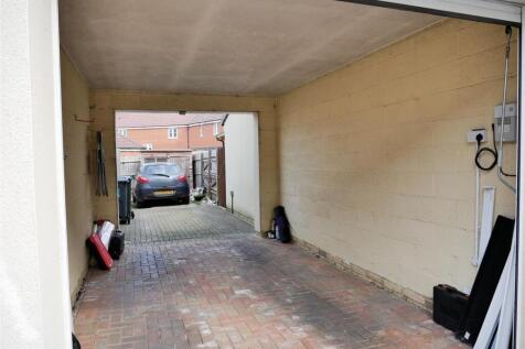 CAR PORT/PARKING