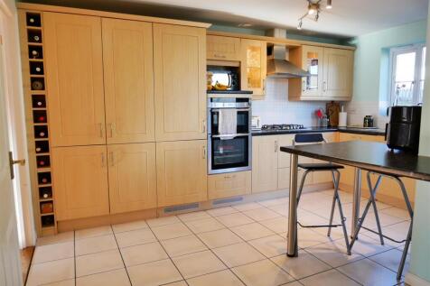 KITCHEN DINING