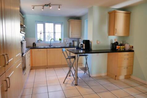 KITCHEN DINING