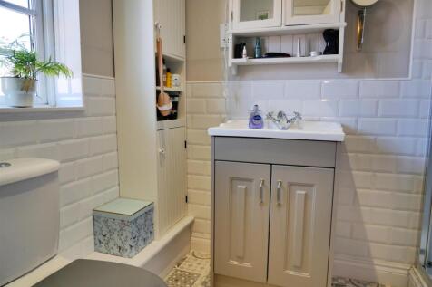 DRESSING ROOM &amp; ENSUITE