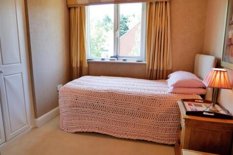 BEDROOM FIVE