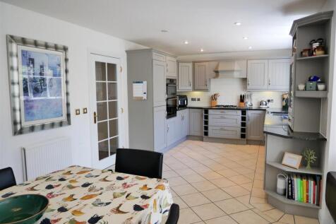 LIVING DINING KITCHEN