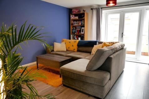 LIVING DINING ROOM