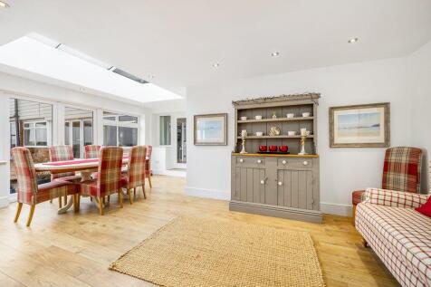 Dining Room (Annexe)