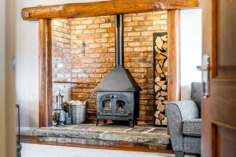 Feature Fireplace