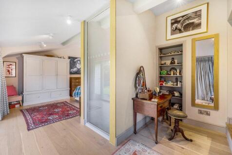 Bedroom/Dressing