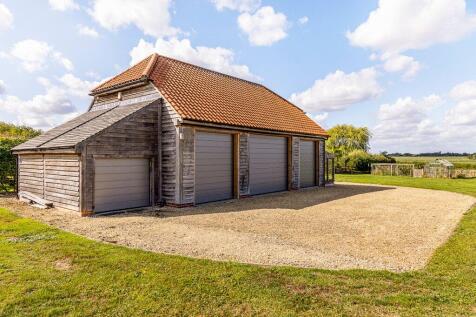 Garage/Workshop