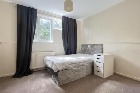 Bedroom 3.jpg