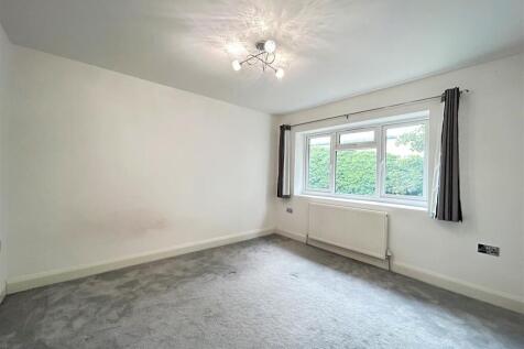 Bedroom 2.jpg