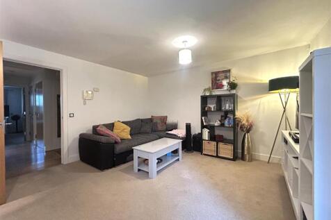Living Room 2.JPG