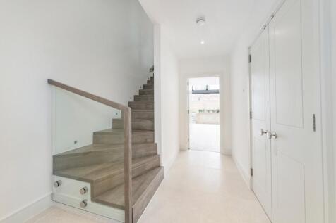 Staircase.jpg