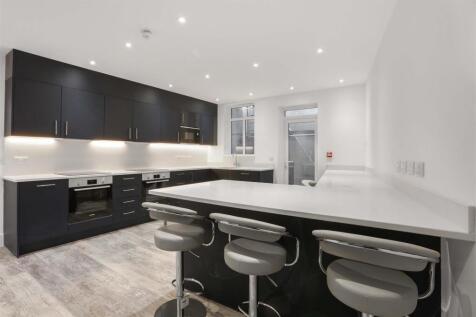 1437252812 - KITCHEN - 4.jpg