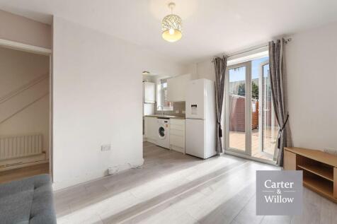Kitchen/Reception 
